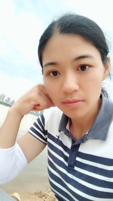 梅子的第一张照片--泰和认干亲服务网